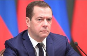 Tsohon shugaban ƙasa kuma mataimakin shugaban kwamitin tsaron ƙasa na Rasha, Dmitry Medvedev, ya caccaki harin da Amurka ta kai kan wasu cibiyoyin nukiliya a Iran