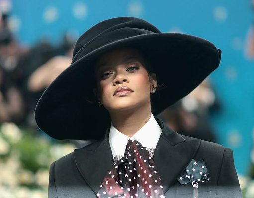 Mawaƙiya Rihanna ta haifi ƴa mace a karon farko